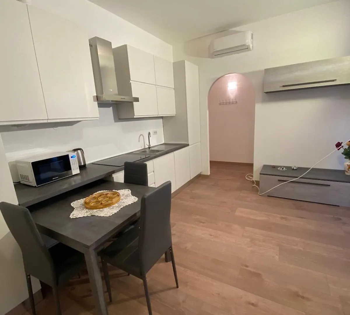 Garibaldi Island Apartment In The Heart Of Μιλάνο